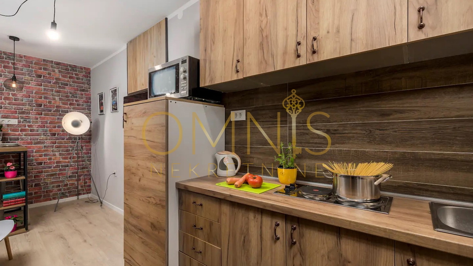 Rijeka - Korzo, moderan i potpuno opremljen dvosobni stan