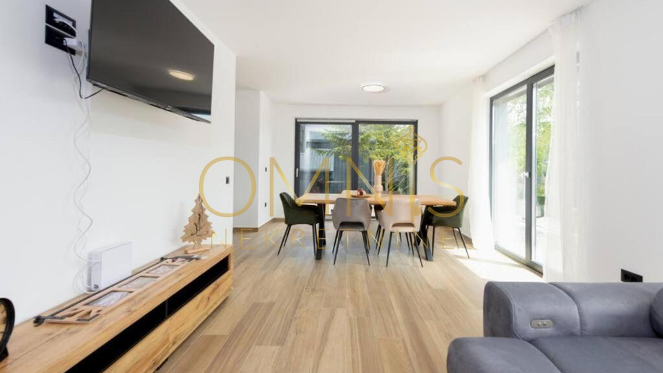 House, 100 m2, For Sale, Ravna Gora