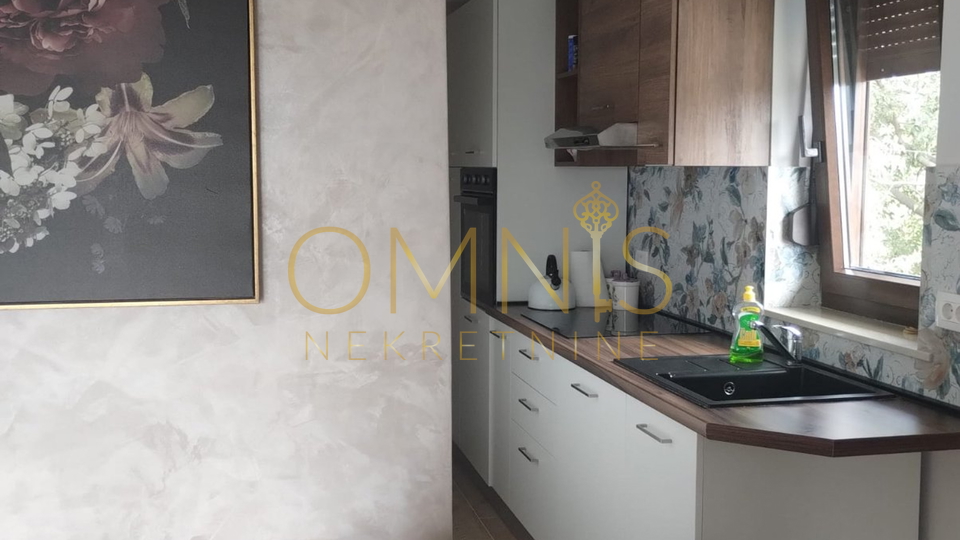 Rijeka, Marinići - 1-Bedroom Apartment with Living Room, Quiet Location, For Rent!