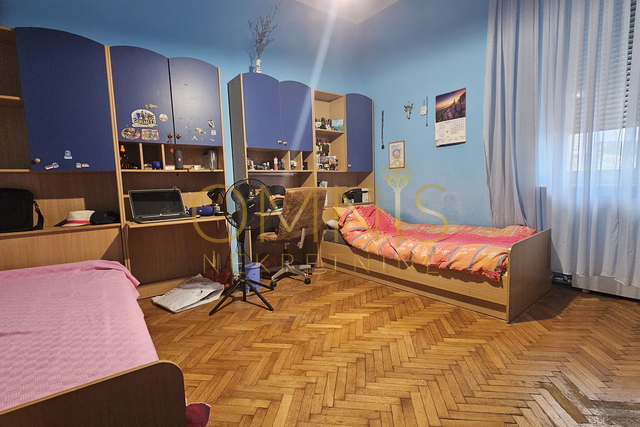 Centar, 3-soban sa dnevnim boravkom i otvorenim pogledom