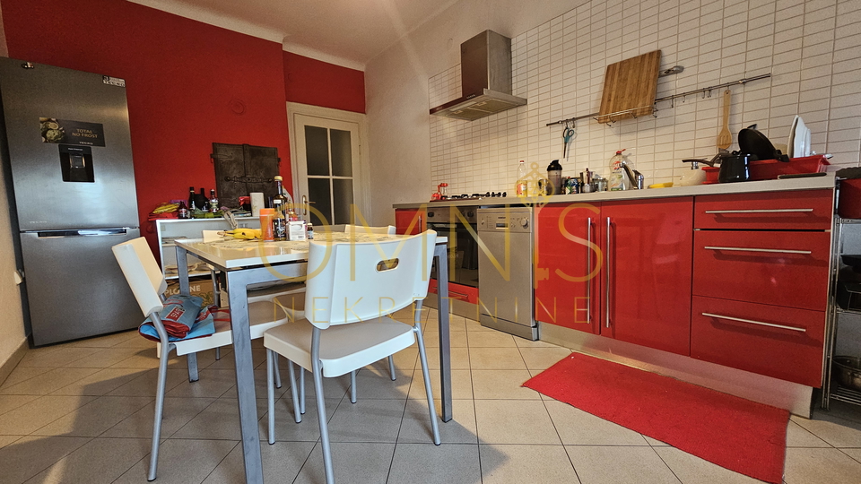 Rijeka, Sušak, uredan 3-soban stan