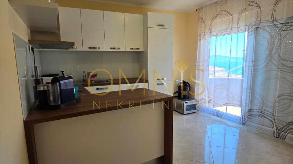 Crikvenica,2S+DB,100m2,3 parkirana mjesta,prodaja!