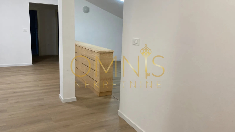 Rovinj,potkrovlje,2S+DB,116m2,prodaja!