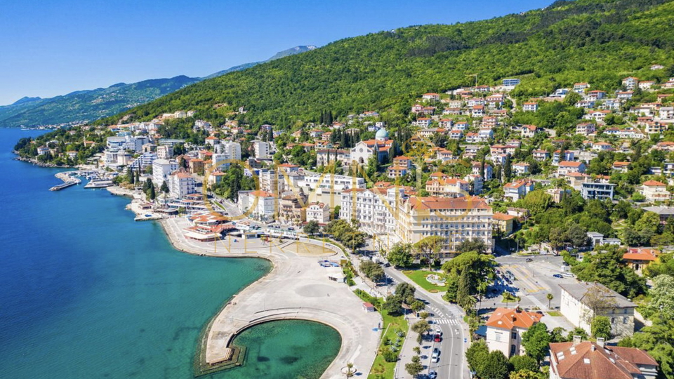 Opatija centar – samostojeća kuća 380 m², 3 stana, bazen, panoramski pogled na more