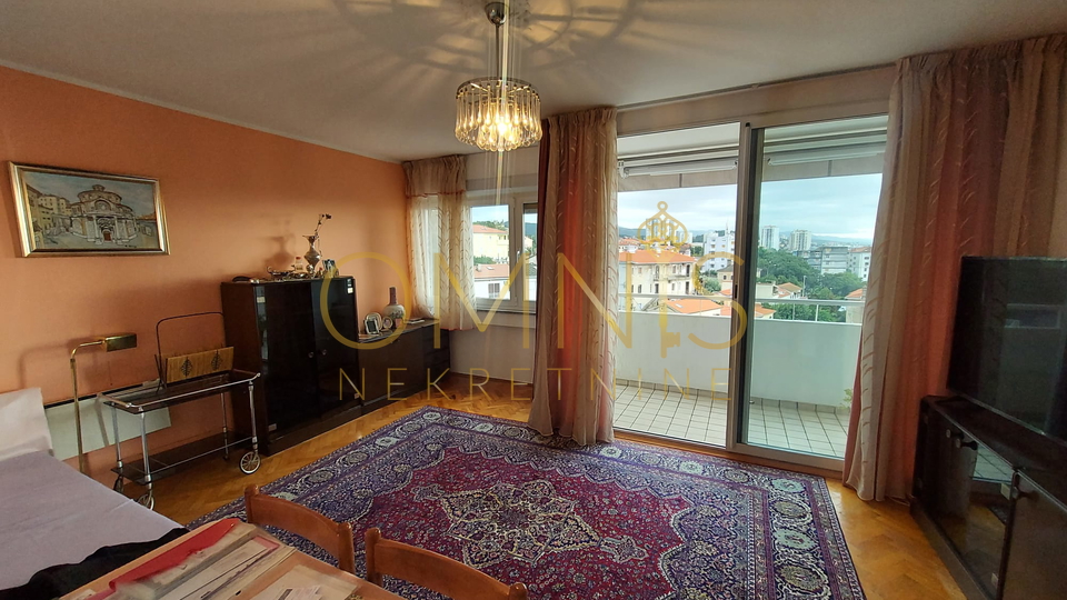 RIJEKA – BELVEDER | TROSOBAN STAN S PREKRASNIM POGLEDOM NA MORE I GRAD