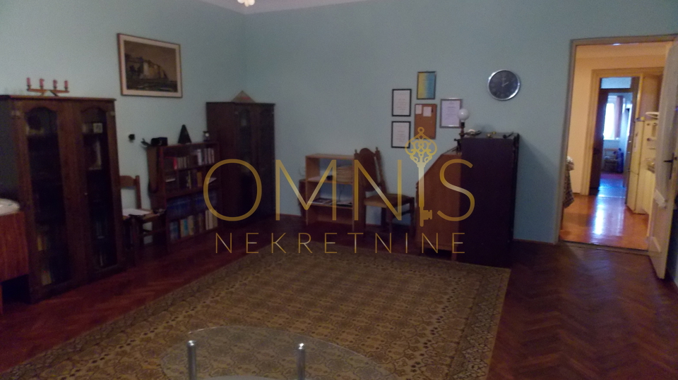 Rijeka, city center - prime location, 4 rooms, 126.26m2