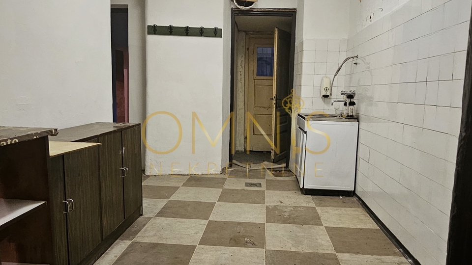 Rijeka, Sušak, poslovni prostor za uređenje