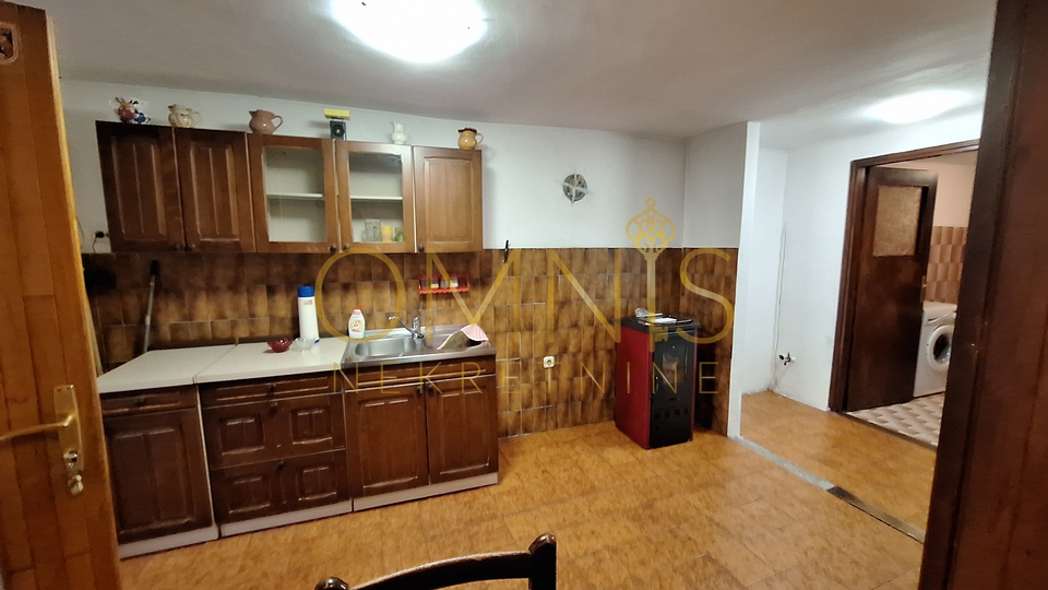 Rijeka, Kostrena, kuća s okućnicom!