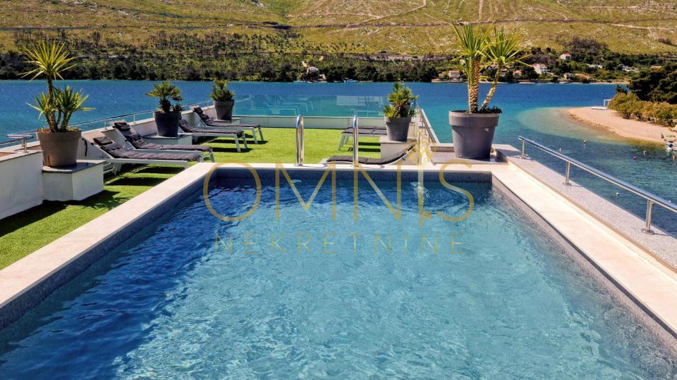 GREBAŠTICA – MINI HOTEL PRVI RED DO MORA! 534 m² S BAZENOM I RESTORANOM