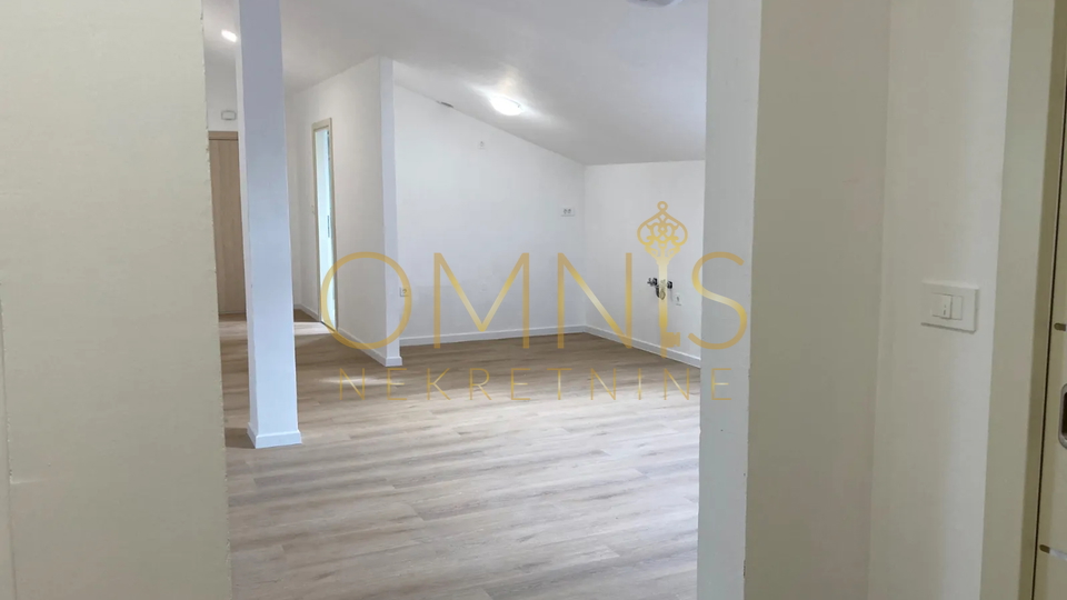 Rovinj,potkrovlje,2S+DB,116m2,prodaja!