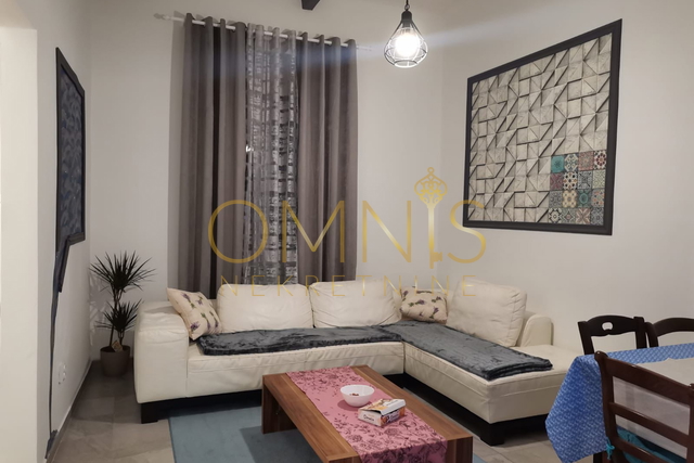Prodaje se stan u centru Rijeke – idealan za život ili investiciju!
