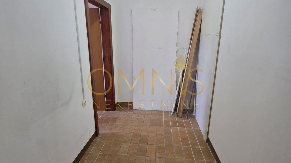 Commercial Property, 70 m2, For Rent, Viškovo