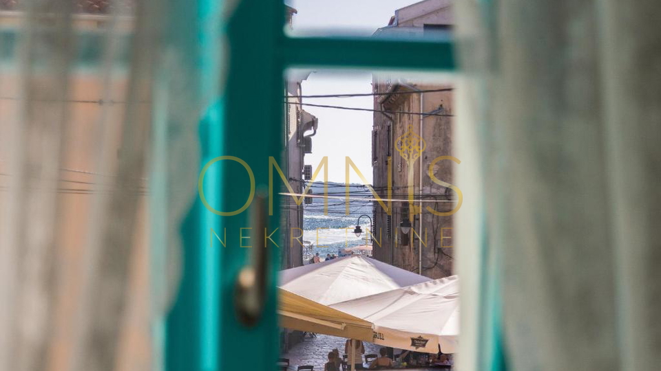 FAŽANA – RESTORAN I HERITAGE BOUTIQUE HOTEL U ZGRADI STAROJ 500 GODINA, 100 m OD MORA