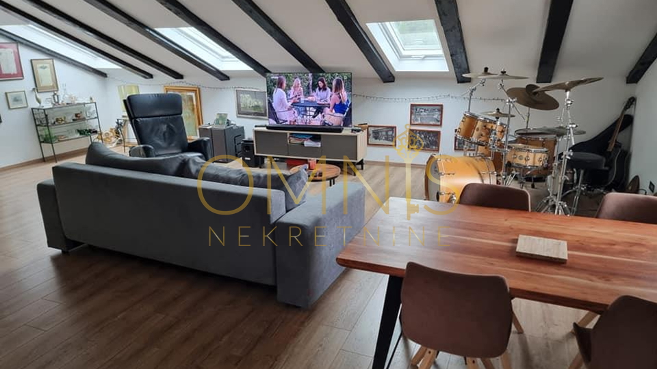 Opatija - stan 86.95m2, 200m od mora