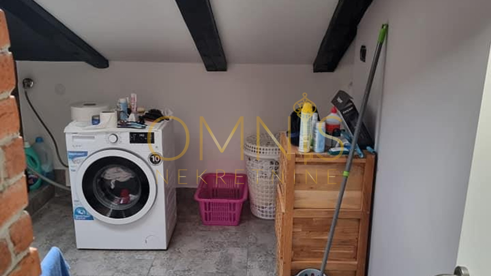 Opatija - stan 86.95m2, 200m od mora
