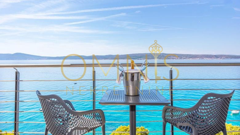 Hotel  4*, prvi red do mora – Crikvenica / Selce