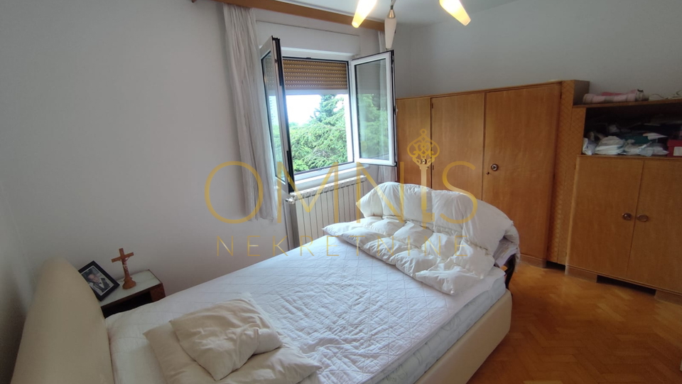 Rijeka, Donja Vežica, 3S+DB, balkon, najam!