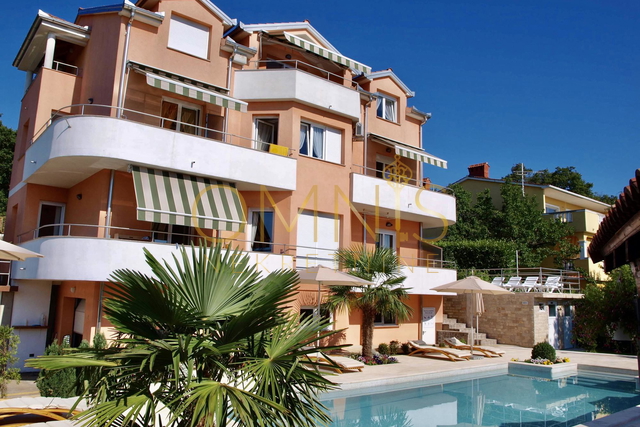 Ekskluzivna villa od 505m2 iznad Opatije!