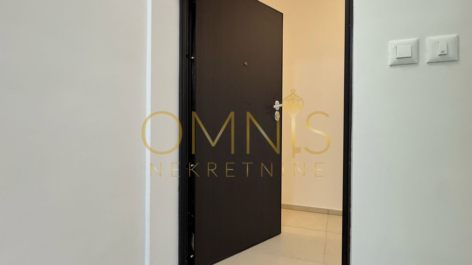 Prodaja - Novogradnja, 97 m² + 76 m² okućnice, dvije kupaonice - Prilika!