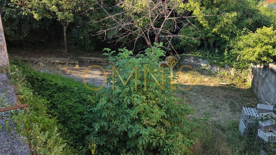 Kuća Marčelji, Viškovo - kamena kuća s pomoćnim objektom i prostranim dvorištem