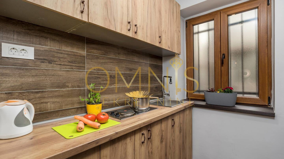 Rijeka - Korzo, moderan i potpuno opremljen dvosobni stan