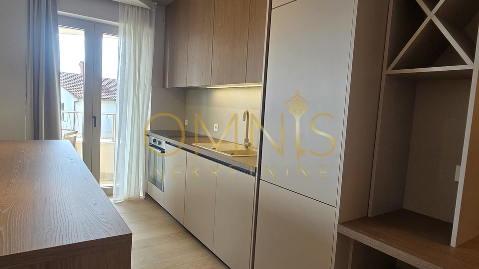 Opatija,centar,2S+DB,85m2,pogled na more,najam