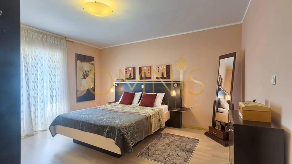 House, 230 m2, For Sale, Kršan