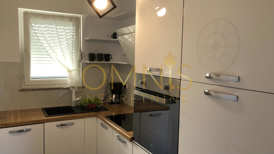 Ekskluzivna villa od 505m2 iznad Opatije!