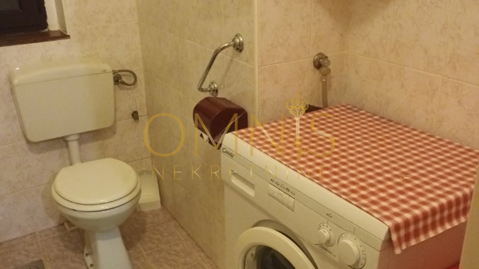 Prodaja stana – Belveder, 44 m² + balkon, drvarnica