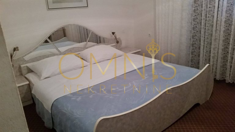 PAG – HOTEL PRVI RED DO MORA! OBJEKT S UHODANIM POSLOM