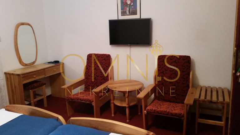PAG – HOTEL PRVI RED DO MORA! OBJEKT S UHODANIM POSLOM