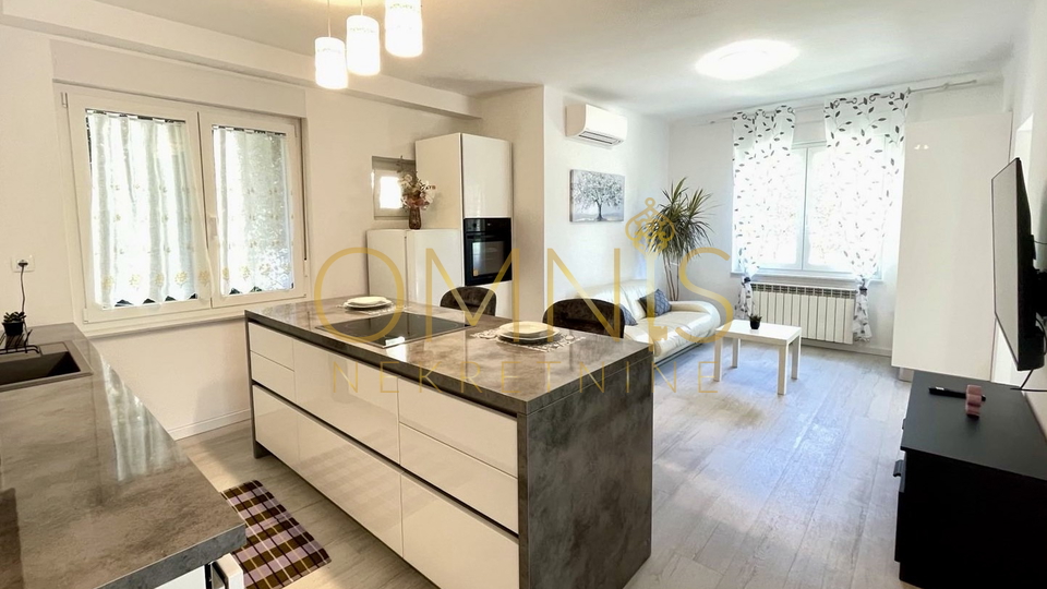 Najam moderno novouređenog dvosobnog stana s dnevnim boravkom – Rijeka, Bulevard