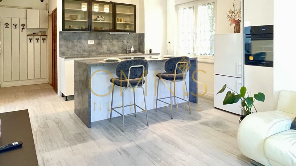 Najam moderno novouređenog dvosobnog stana s dnevnim boravkom – Rijeka, Bulevard