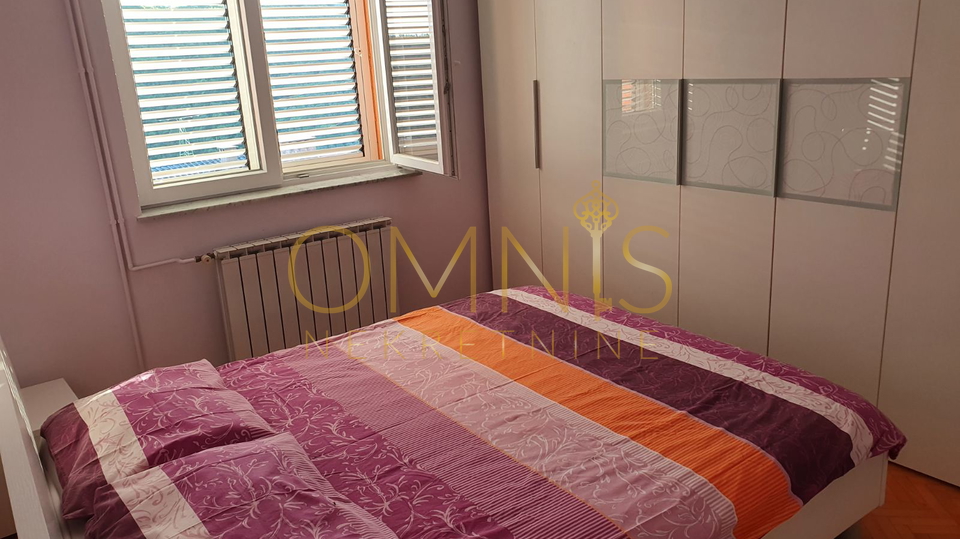 ŠKURINJE – SPACIOUS AND SUNNY APARTMENT, 2 BEDROOMS + DINING ROOM, 68 m²