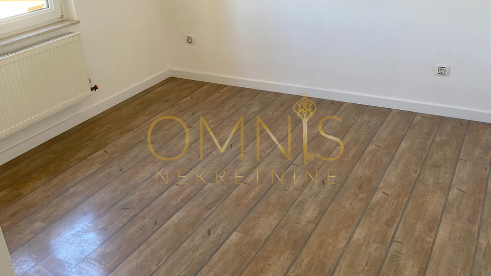 PRODAJA - Donja Drenova, 71.62 m², 1. kat, privatni parking, pogled na more