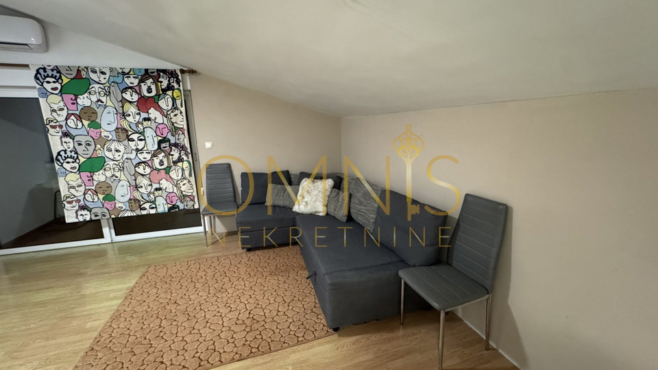 Stan na Srdočima, 53,79 m², 1. kat – djelomično namješten, s dvije loggie