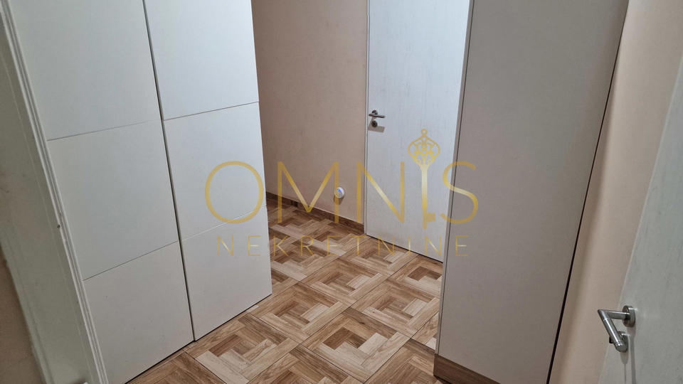 Rijeka - Centar, Dvosoban stan s dvije ostave – idealno za investiciju i apartmane