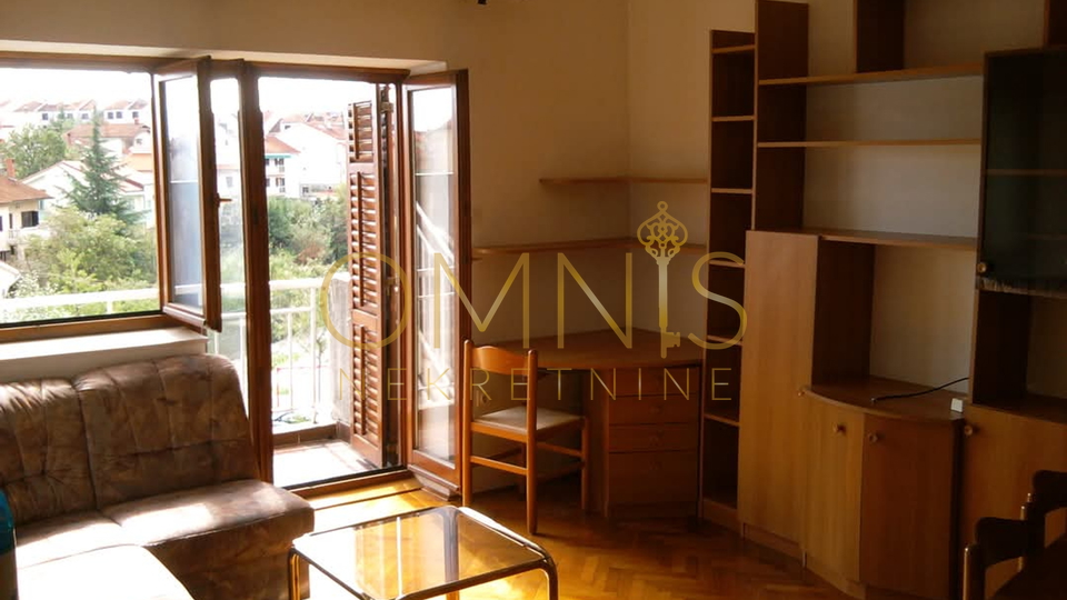 Srdoči -1S+DB, balkon, najam!