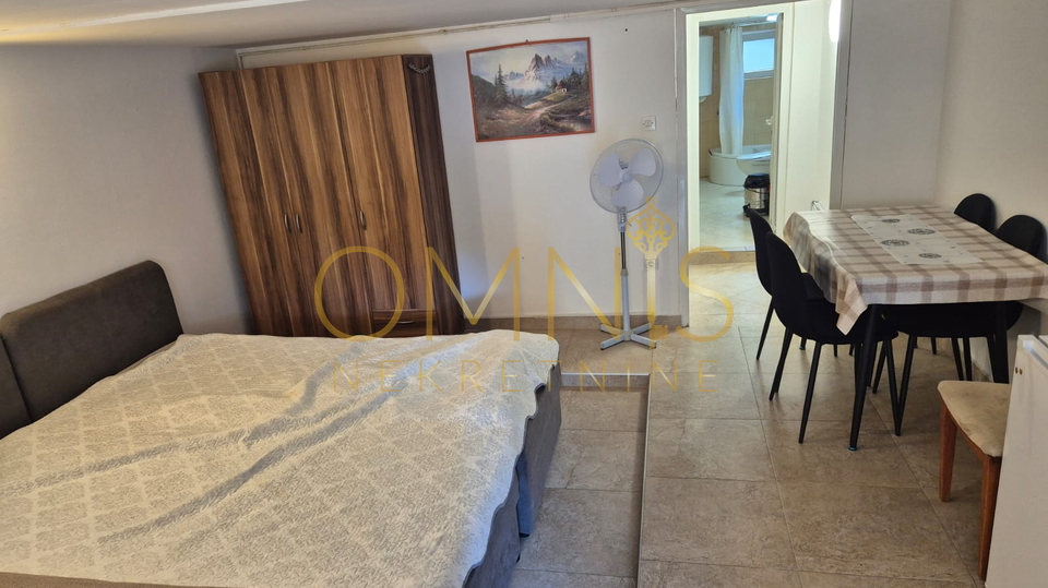 Rešetari – Namještena garsonijera, 40 m²