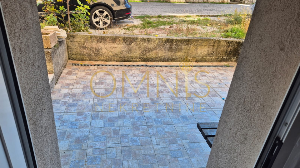 Rešetari – Namještena garsonijera, 40 m²