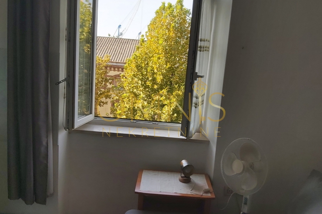 Garsonjera za najam, Brajda