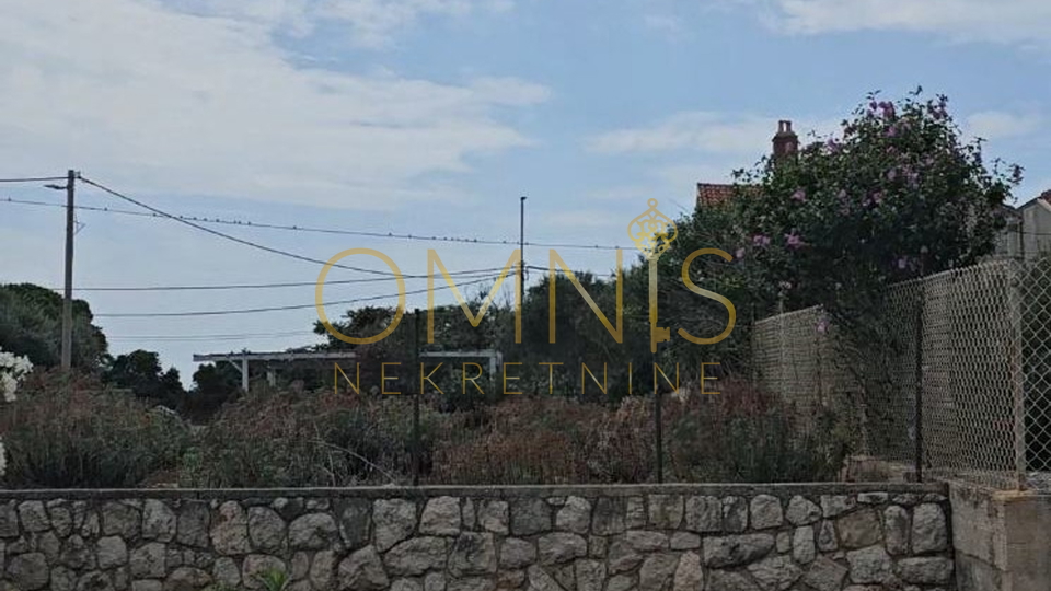Građevinsko zemljište na otoku Cresu – Punta Križa, 1000 m²
