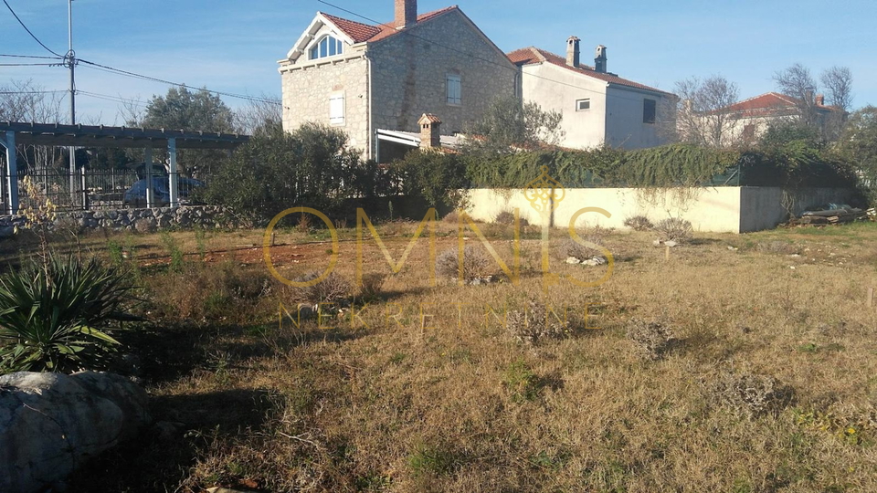 Građevinsko zemljište na otoku Cresu – Punta Križa, 1000 m²