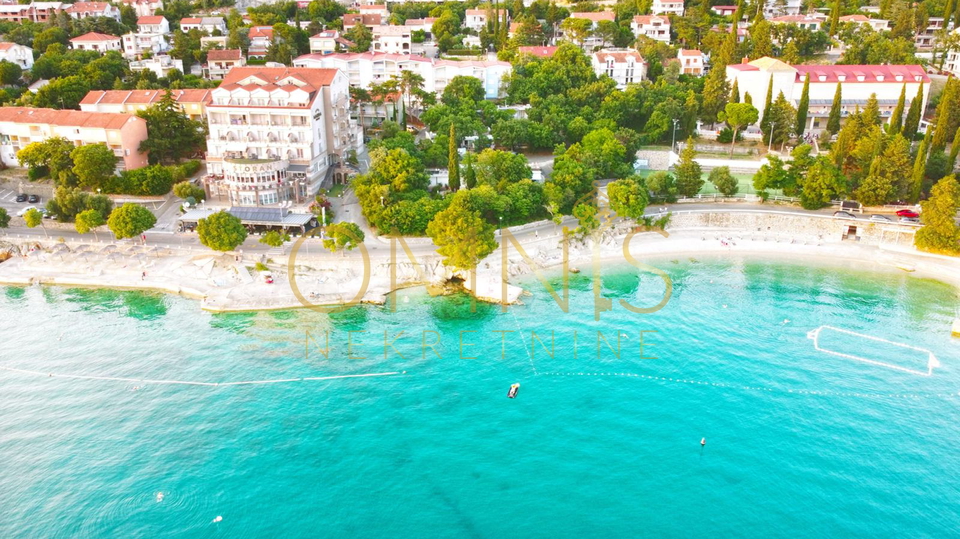 Hotel  4*, prvi red do mora – Crikvenica / Selce