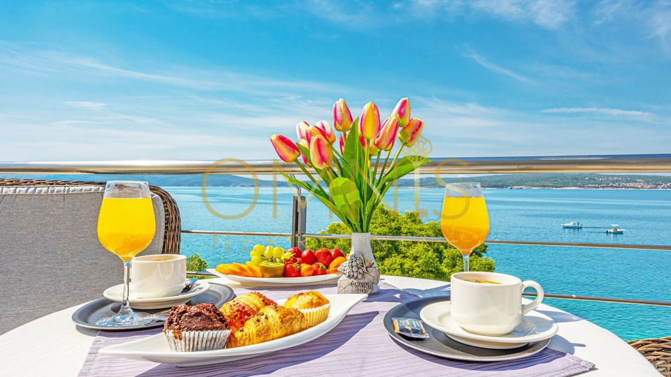 Hotel  4*, prvi red do mora – Crikvenica / Selce