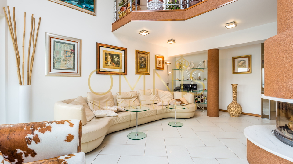 Opatija - Dvoetažni Luksuzni apartman, 222m2