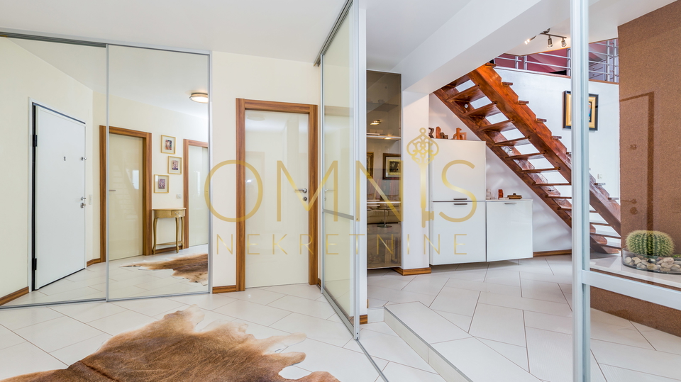 Opatija - Dvoetažni Luksuzni apartman, 222m2