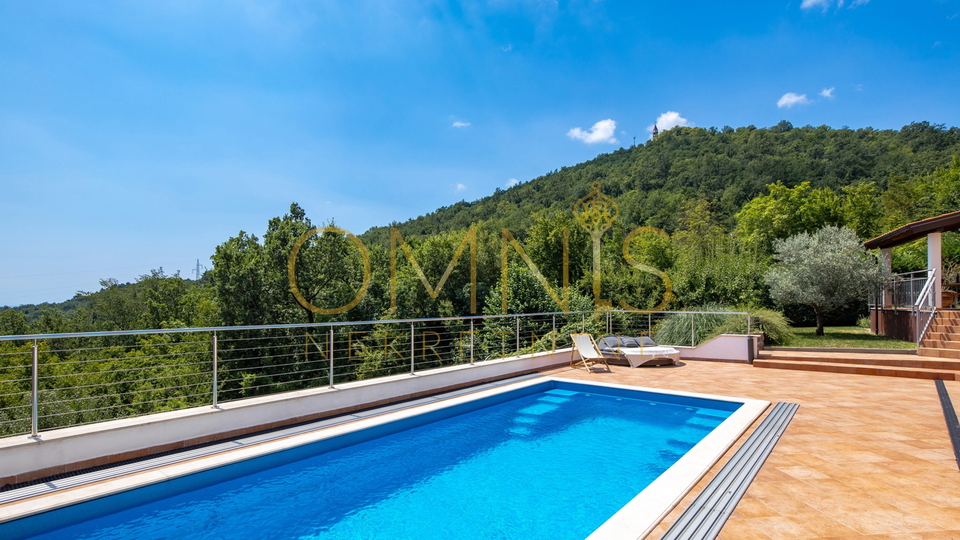 OPATIJA, VEPRINAC- samostojeća kuća, velika okućnica, prekrasan pogled!!