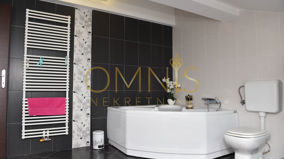 Exclusive two-story apartment, 186m2 – Rijeka, Drenova