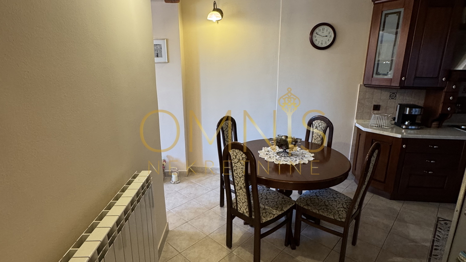 RIJEKA, CENTAR- stan, 3s kl., KOMPLETNO UREĐEN!!!